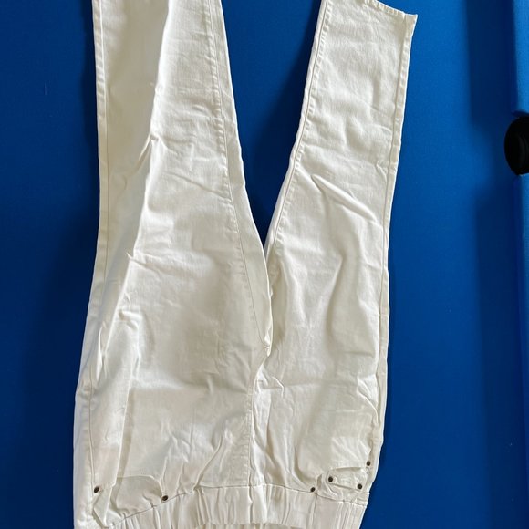 Comfort Waistband Jeans By Jessica London - size 22W Petite, new, white! - Picture 6 of 6